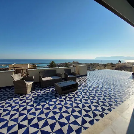 Palazzo Del Golfo Penthouse شقة كاستيلاّماري ديل غو