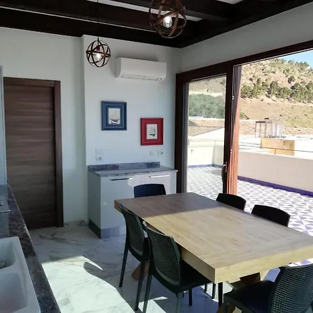Palazzo Del Golfo Penthouse * 卡斯泰拉马莱
