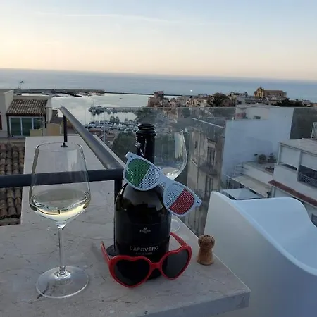 Palazzo Del Golfo Penthouse 公寓 卡斯泰拉马莱