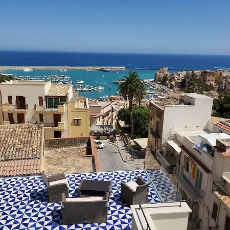 Palazzo Del Golfo Penthouse Lägenhet *