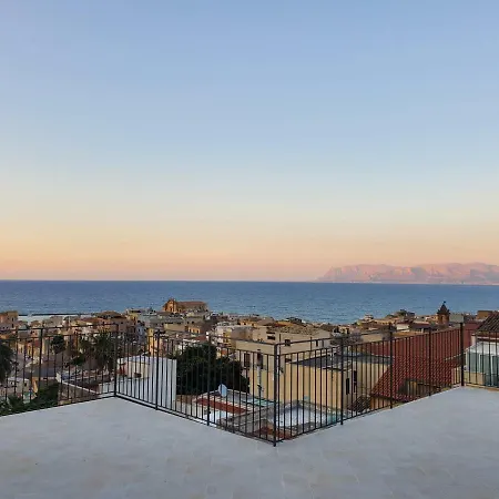 Palazzo Del Golfo Penthouse 公寓 卡斯泰拉马莱